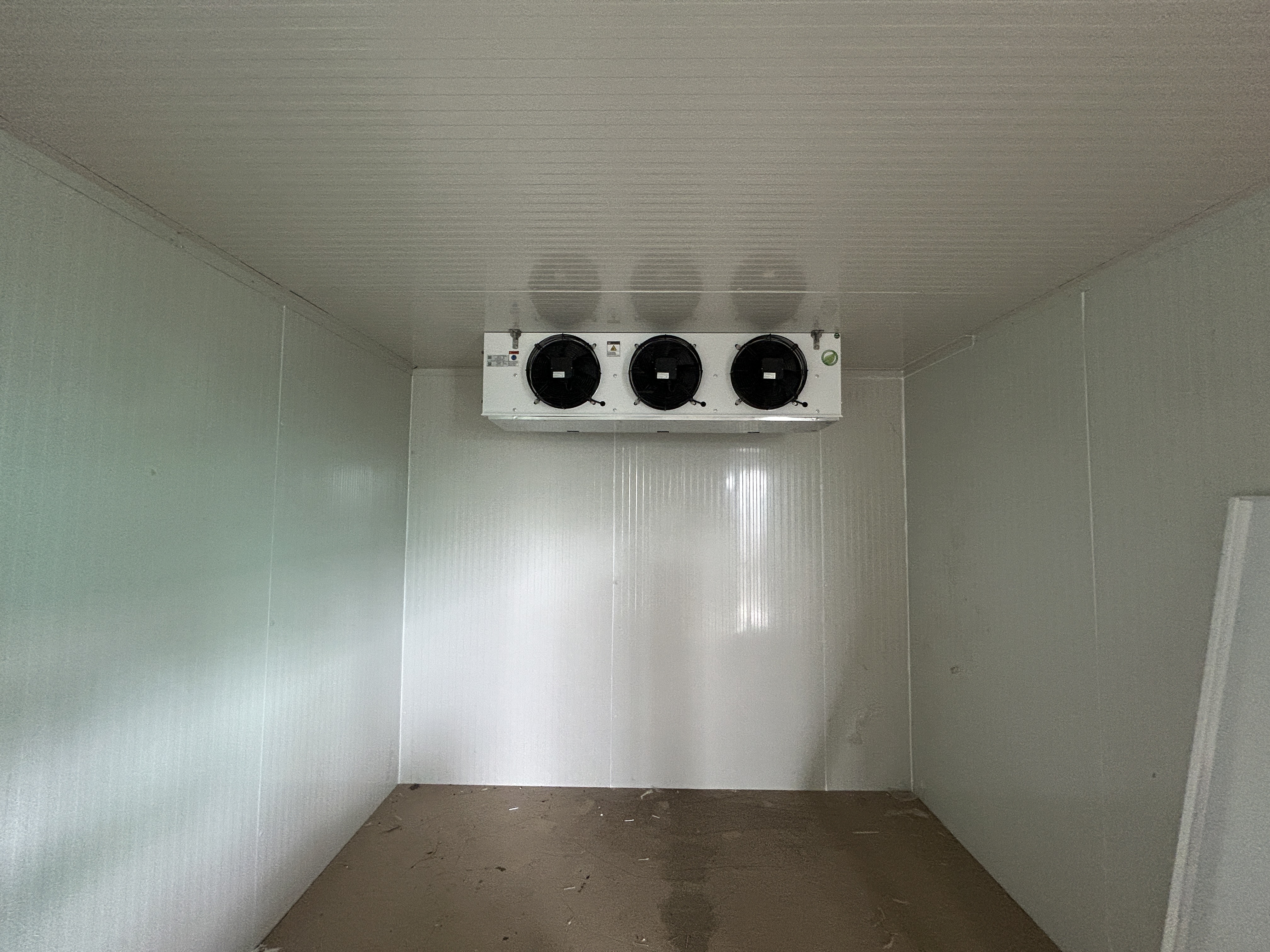Ceiling-Mounted Evaporator Unit